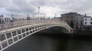 Halfpenny-bridge-Dublin